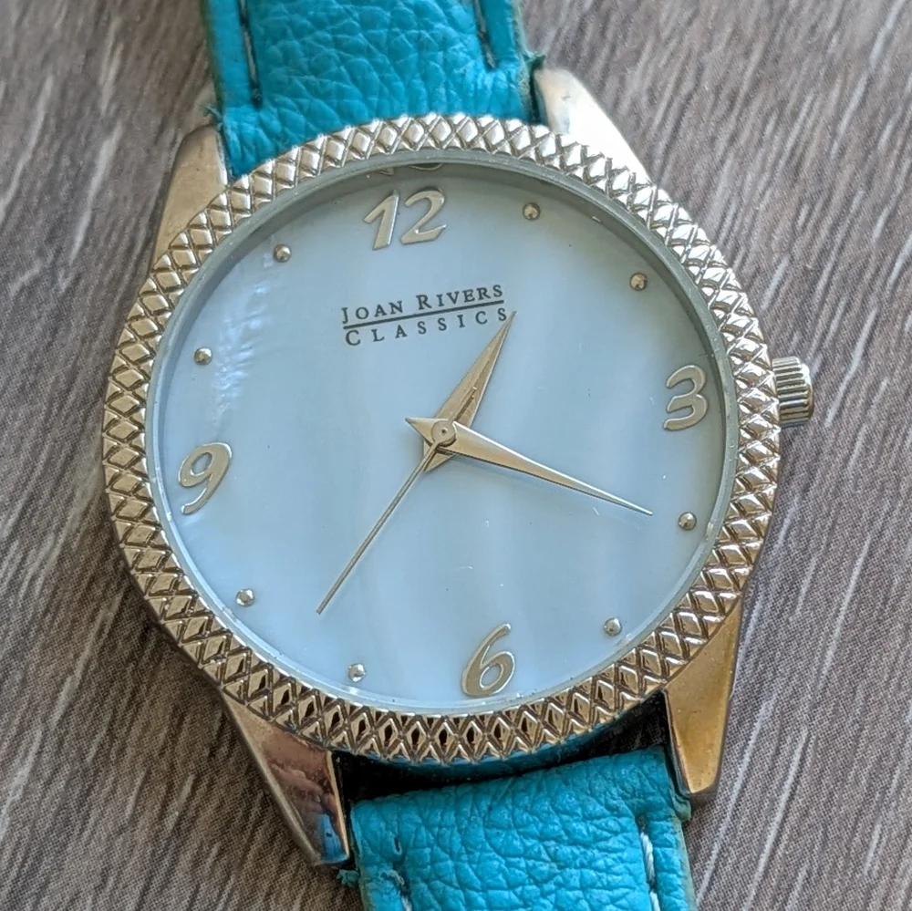 Joan Rivers Classics Collection Watch In Working Condition - Picture 8 of 8